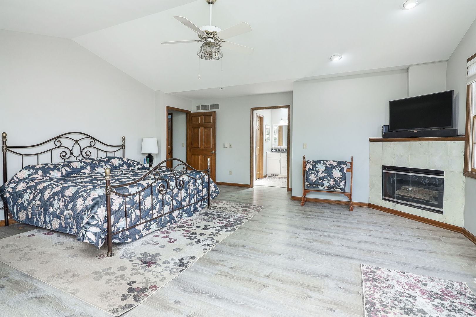 13360 Vicky Street Plainfield IL 60585