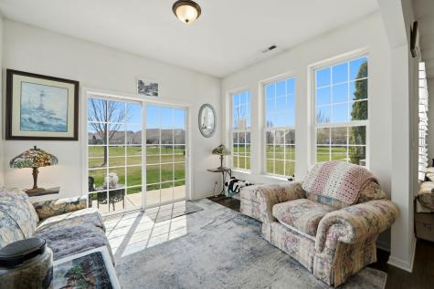 561 Autumn Circle Pingree Grove IL 60140
