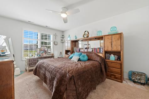 561 Autumn Circle Pingree Grove IL 60140
