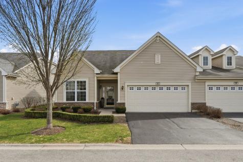 561 Autumn Circle Pingree Grove IL 60140