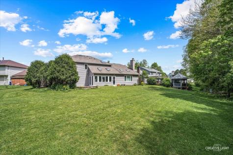 45 Briargate Circle Sugar Grove IL 60554