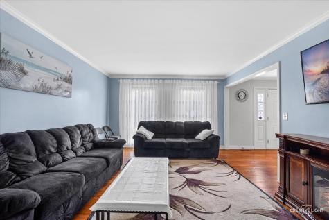 45 Briargate Circle Sugar Grove IL 60554