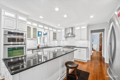 45 Briargate Circle Sugar Grove IL 60554