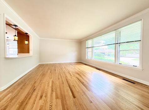 7303 North Kedvale Avenue Lincolnwood IL 60712