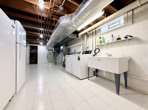 7303 North Kedvale Avenue Lincolnwood IL 60712