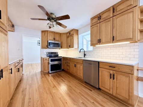 7303 North Kedvale Avenue Lincolnwood IL 60712