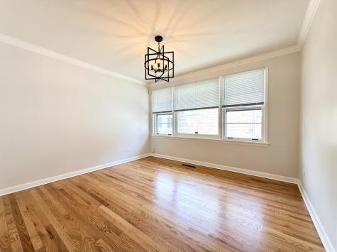 7303 North Kedvale Avenue Lincolnwood IL 60712