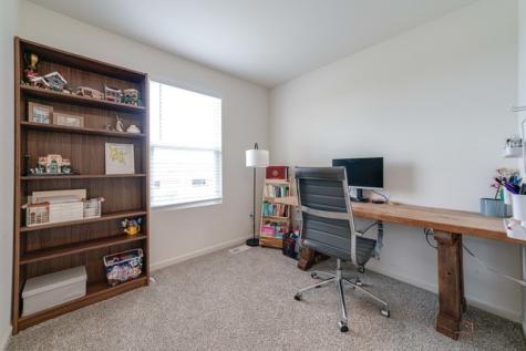 605 Acadia Avenue Mundelein IL 60060