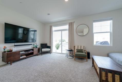 605 Acadia Avenue Mundelein IL 60060