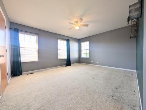 1014 Heron Circle Joliet IL 60431