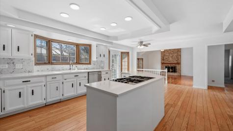 3021 35TH Street Oak Brook IL 60523
