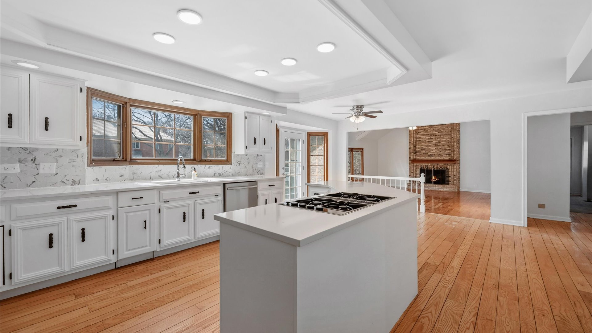 3021 35TH Street Oak Brook IL 60523