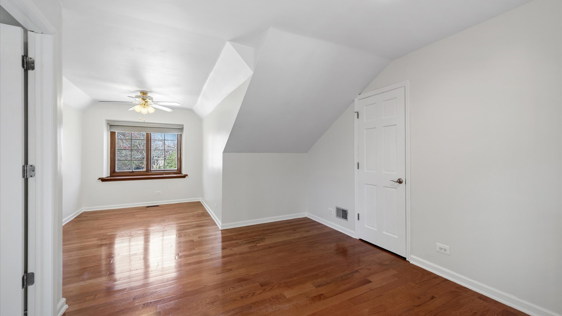 3021 35TH Street Oak Brook IL 60523