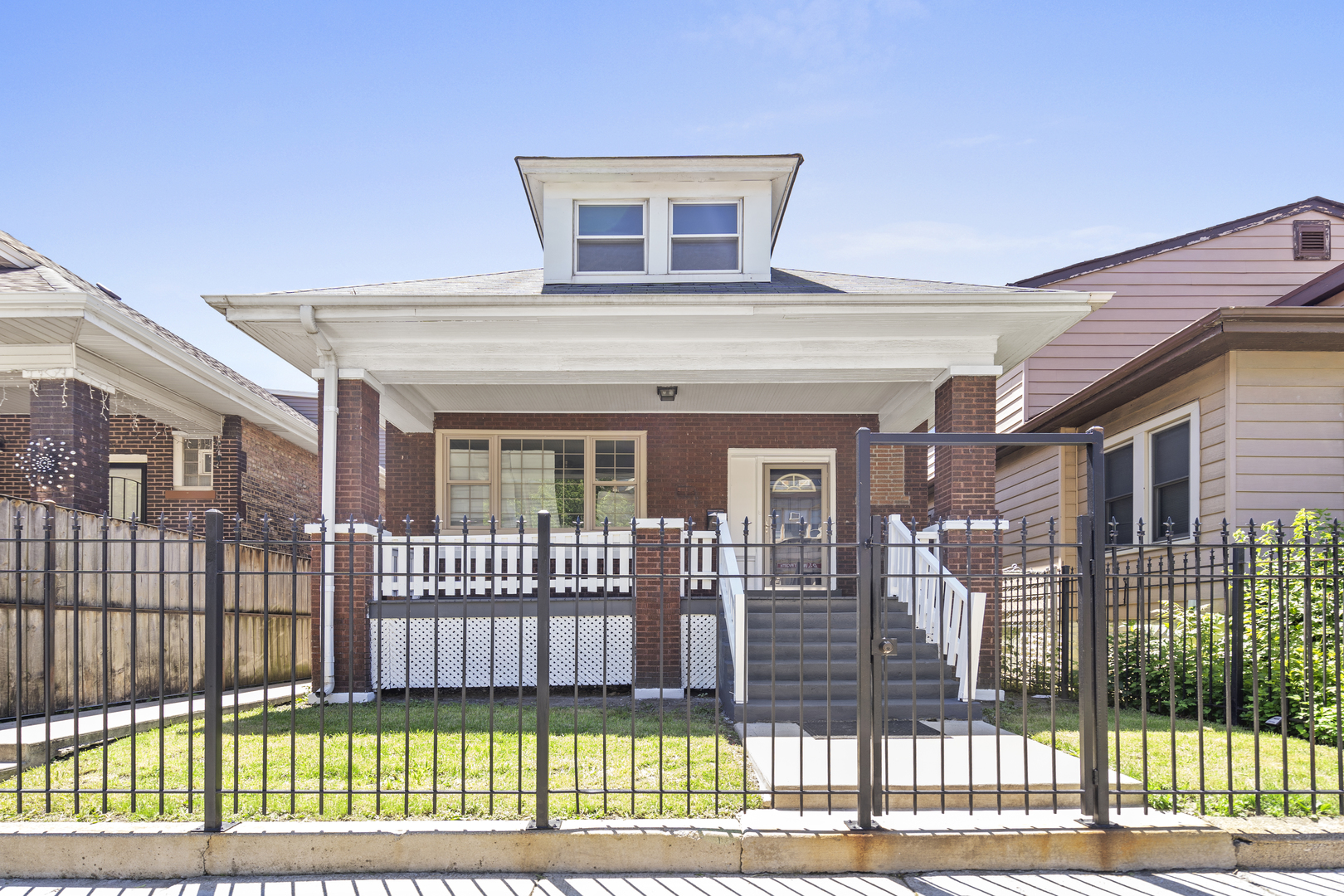 1321 West 71st Street Chicago IL 60636