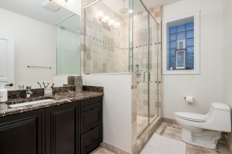 1633 North Wolcott Avenue Chicago IL 60622