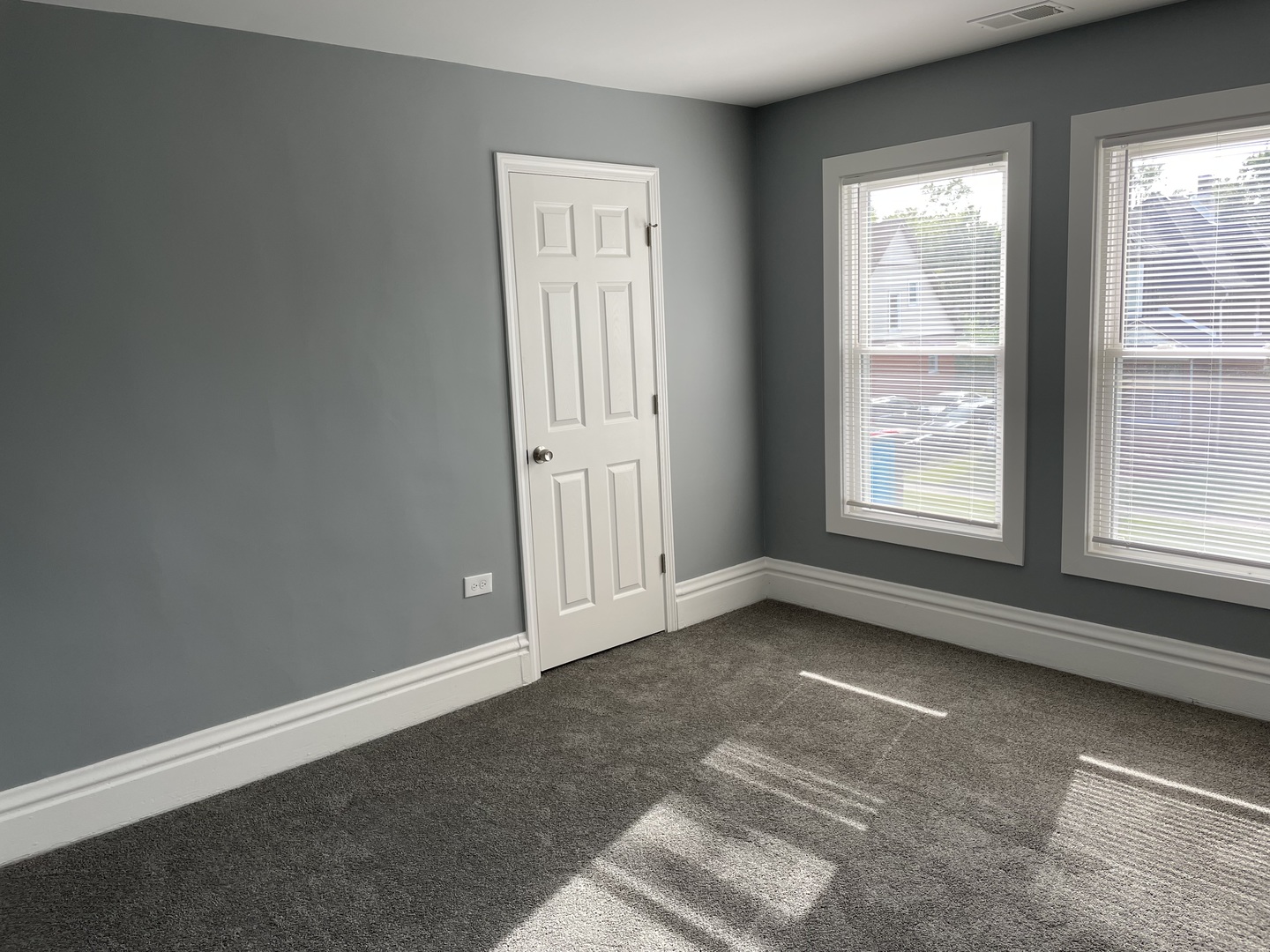 12033 South Wallace Street Chicago IL 60628