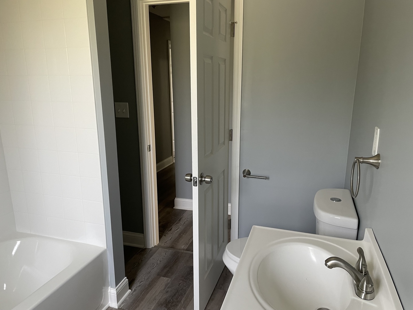 12033 South Wallace Street Chicago IL 60628