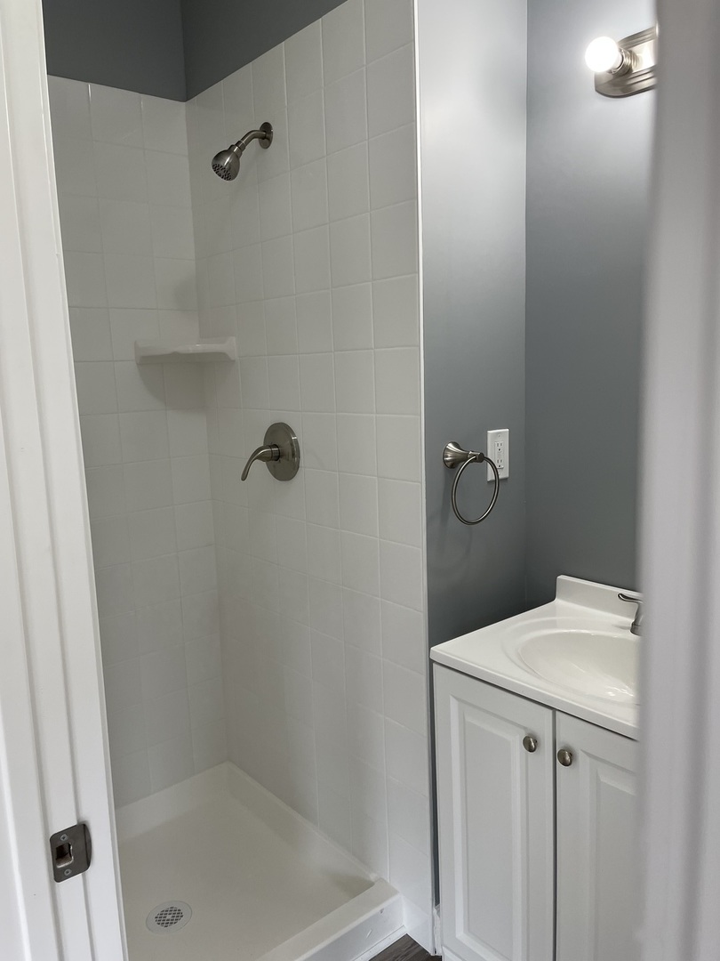 12033 South Wallace Street Chicago IL 60628