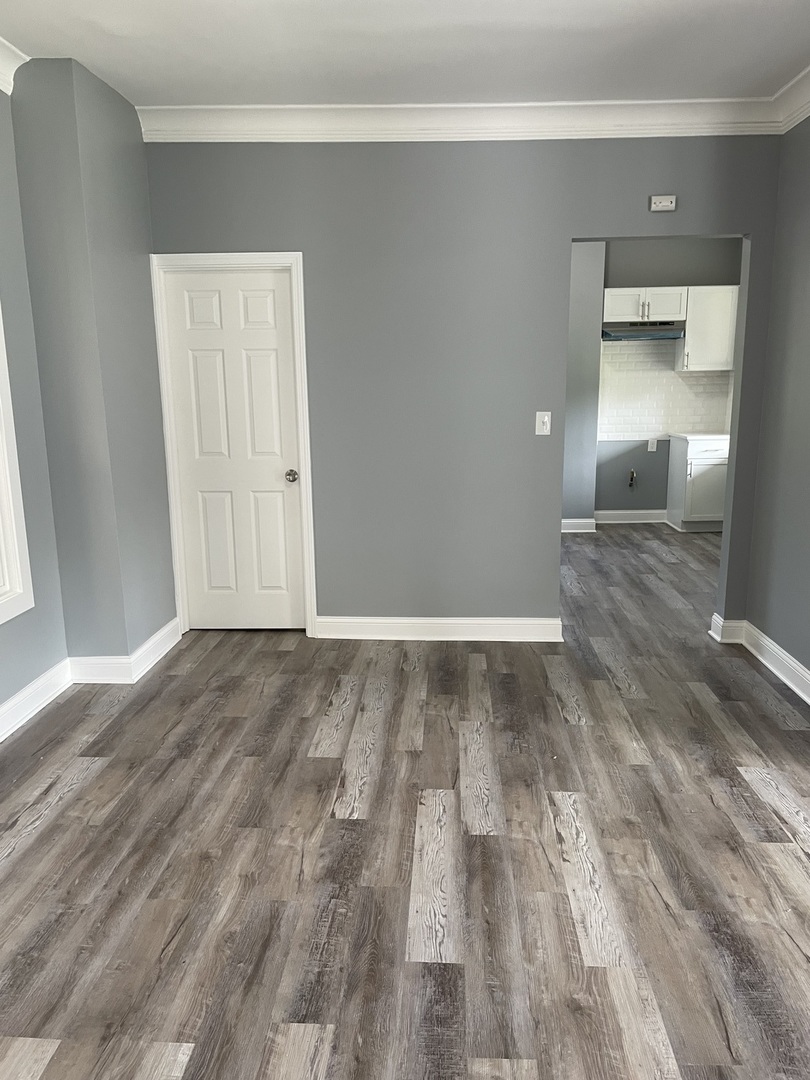 12033 South Wallace Street Chicago IL 60628