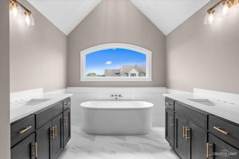 483 Deerfield Drive Oswego IL 60543