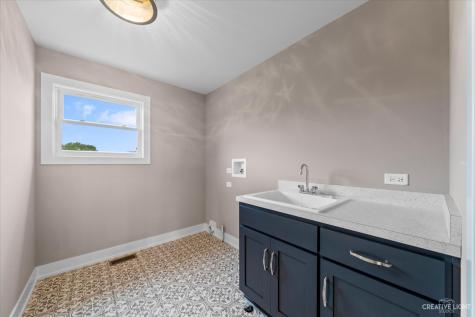 483 Deerfield Drive Oswego IL 60543