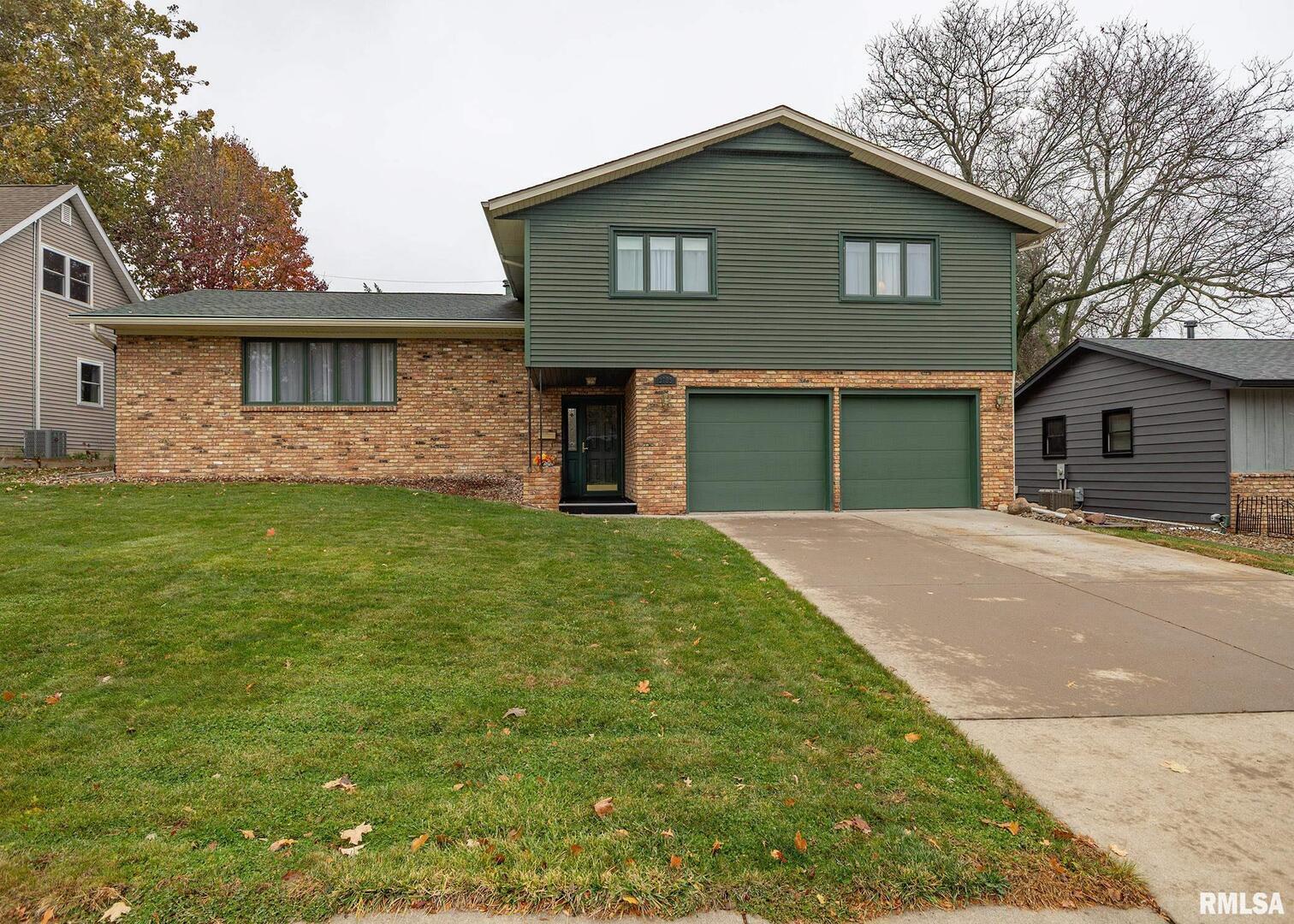2705 36TH Street Rock Island IL 61201