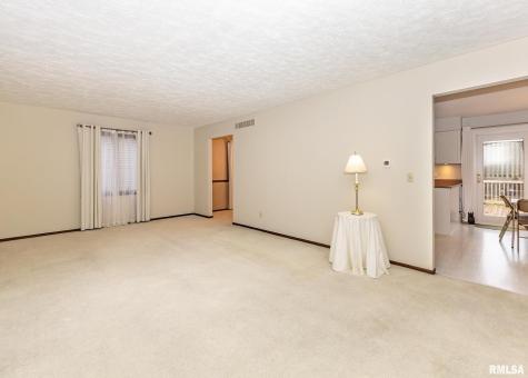 2705 36TH Street Rock Island IL 61201