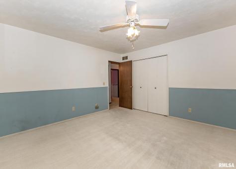 2705 36TH Street Rock Island IL 61201