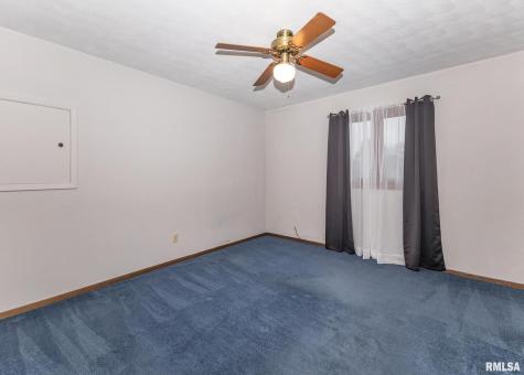 2705 36TH Street Rock Island IL 61201