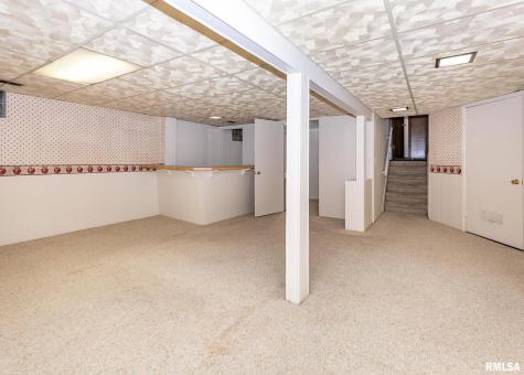 2705 36TH Street Rock Island IL 61201