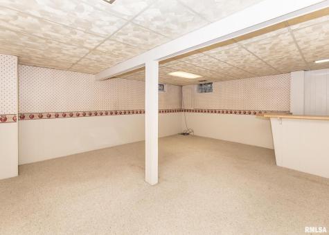 2705 36TH Street Rock Island IL 61201