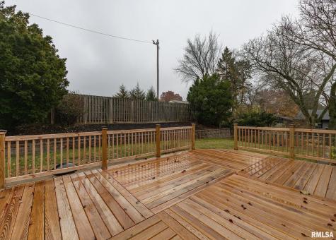 2705 36TH Street Rock Island IL 61201