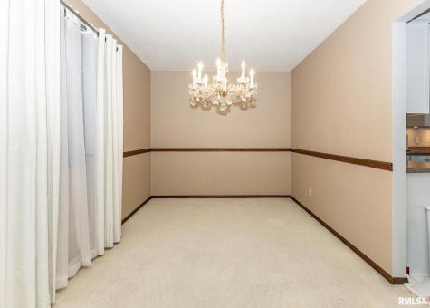 2705 36TH Street Rock Island IL 61201
