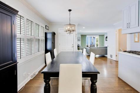 157 Walton Street Barrington IL 60010