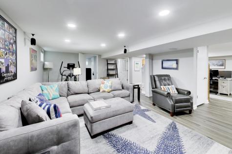 157 Walton Street Barrington IL 60010