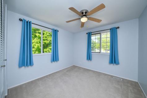 1696 Darwin Court Wheaton IL 60189