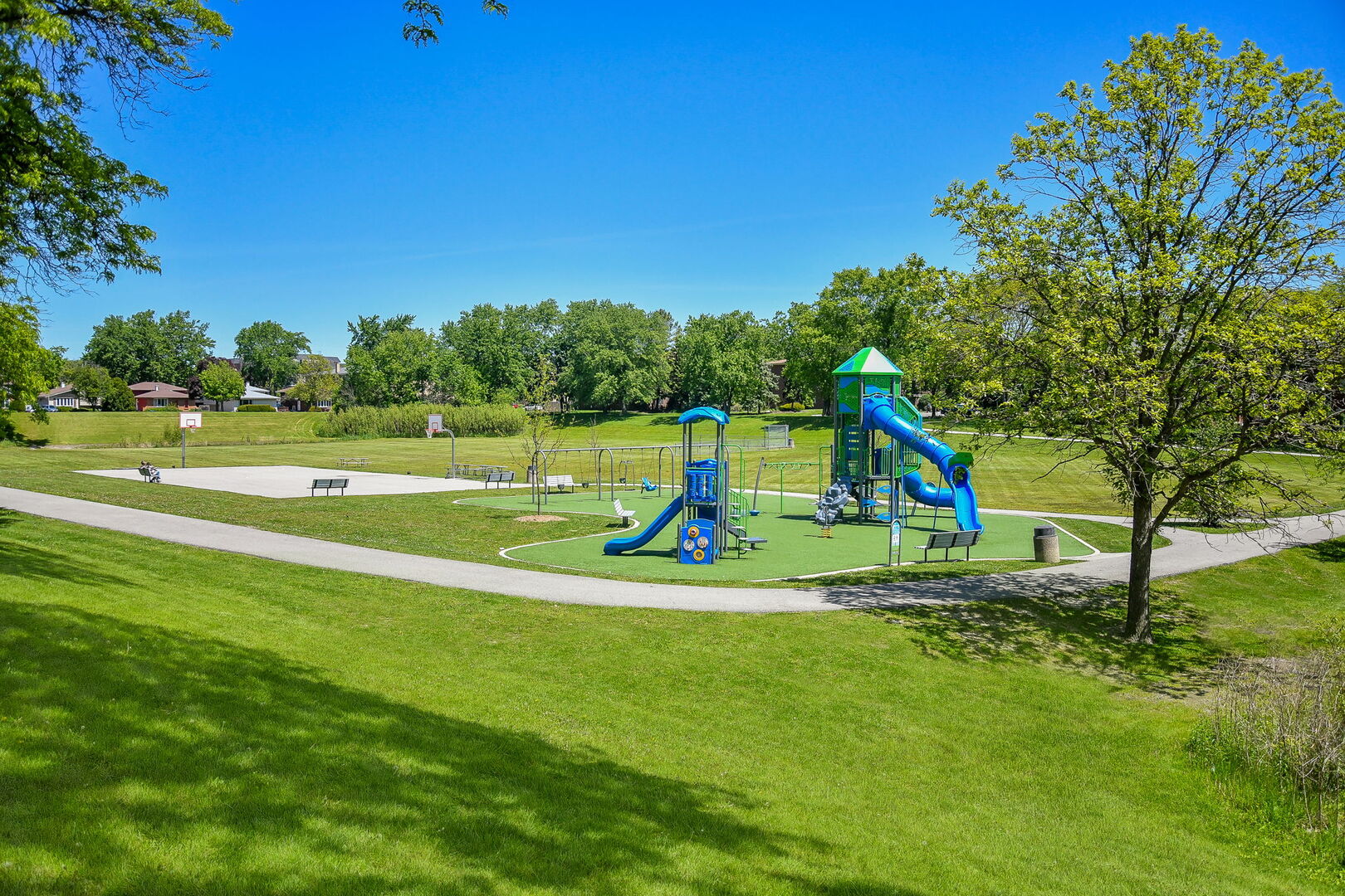 1696 Darwin Court Wheaton IL 60189