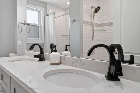 8931 Sandra Lane Hickory Hills IL 60457