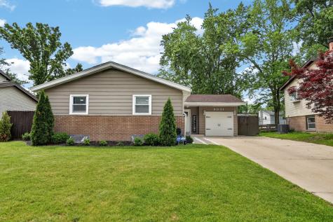8931 Sandra Lane Hickory Hills IL 60457