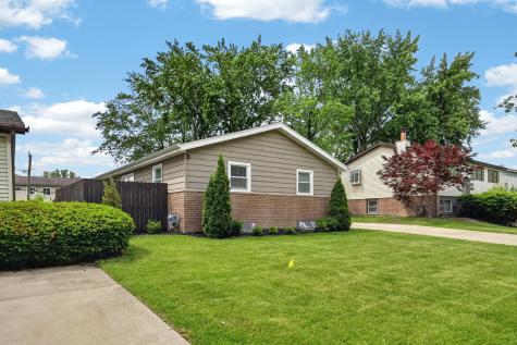 8931 Sandra Lane Hickory Hills IL 60457