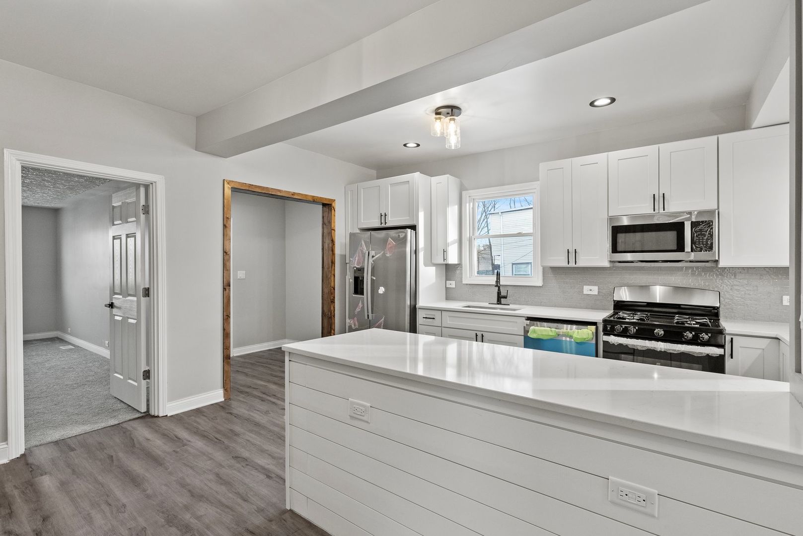 6807 South Marshfield Avenue Chicago IL 60636