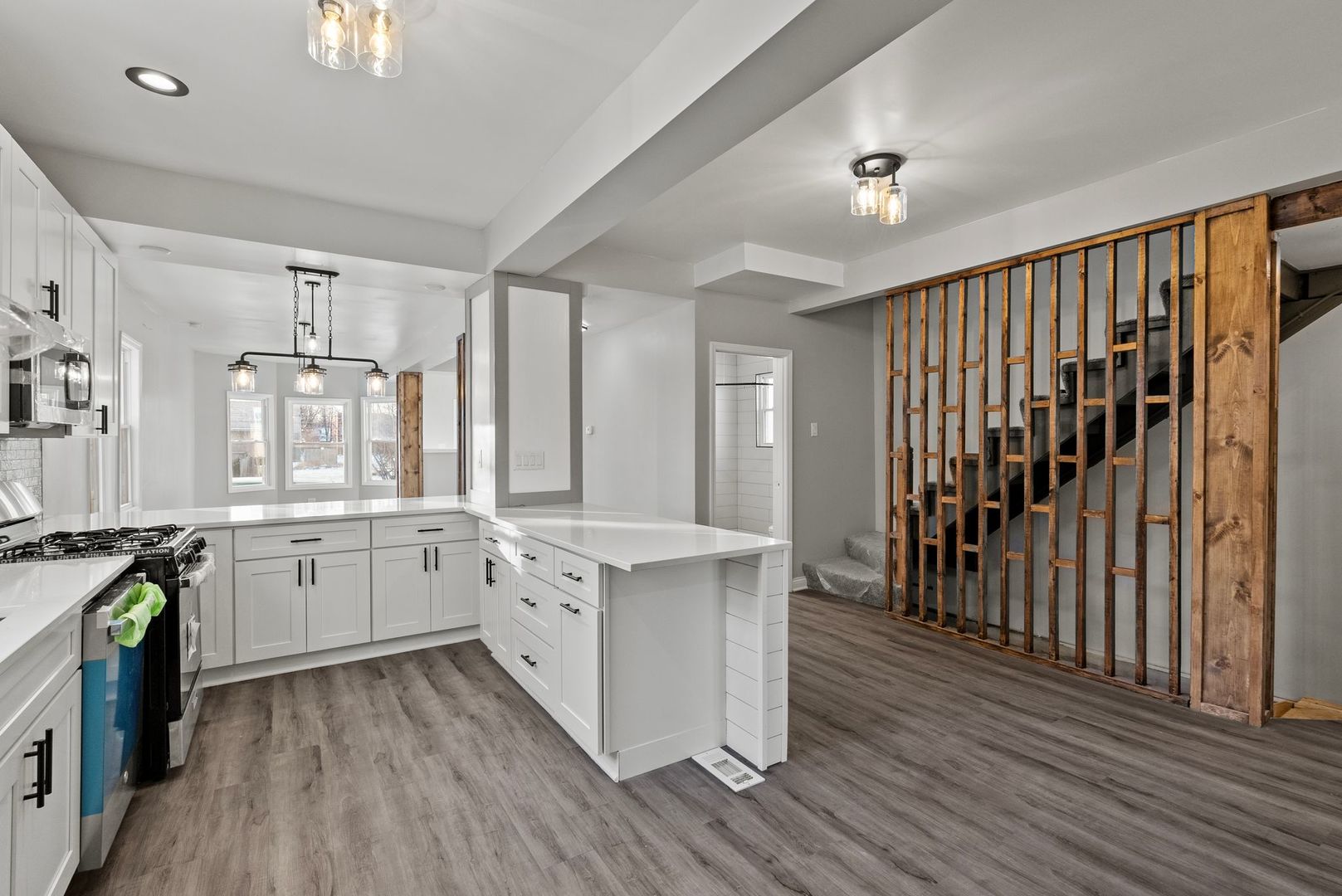 6807 South Marshfield Avenue Chicago IL 60636