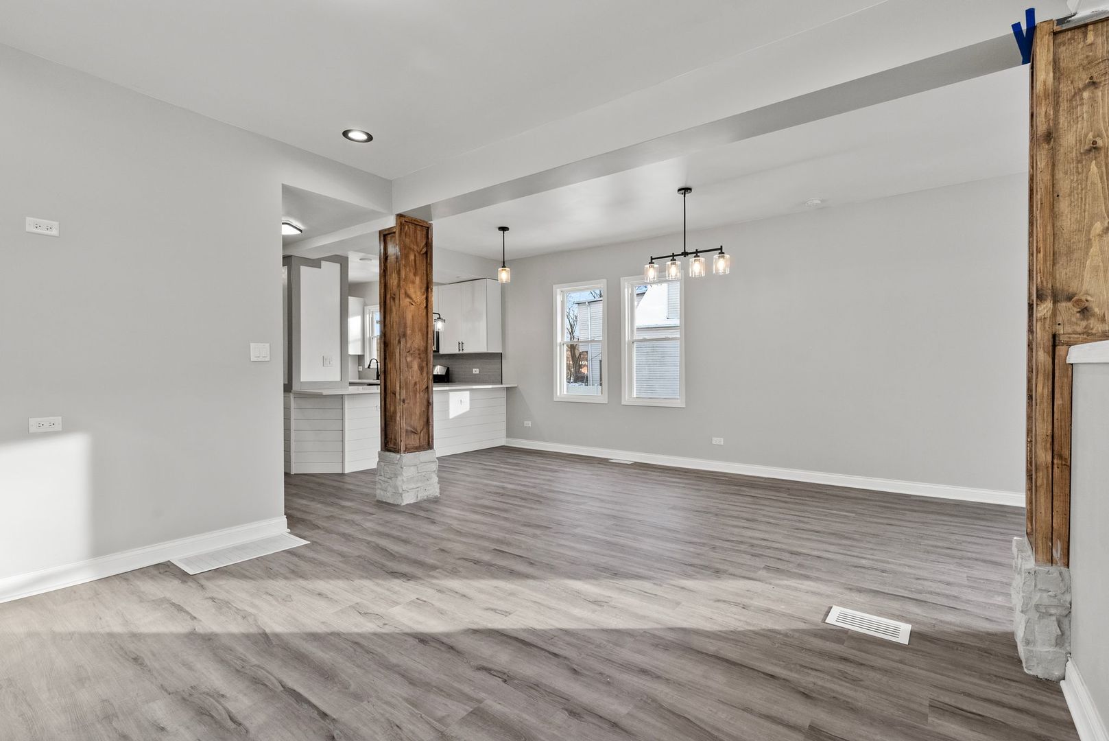 6807 South Marshfield Avenue Chicago IL 60636