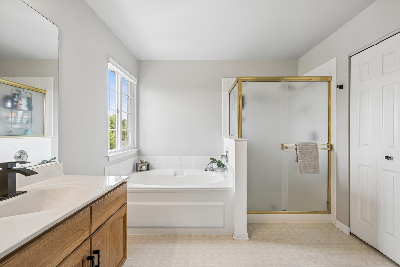 3070 Melbourne Lane Lake In The Hills IL 60156