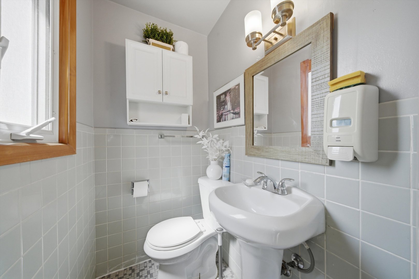 6030 North Winchester Avenue Chicago IL 60660