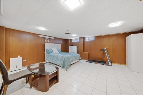 6030 North Winchester Avenue Chicago IL 60660