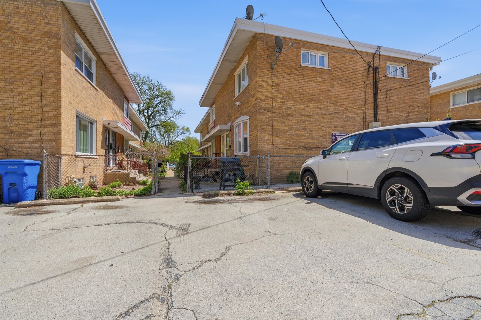 6030 North Winchester Avenue Chicago IL 60660
