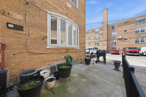 6030 North Winchester Avenue Chicago IL 60660