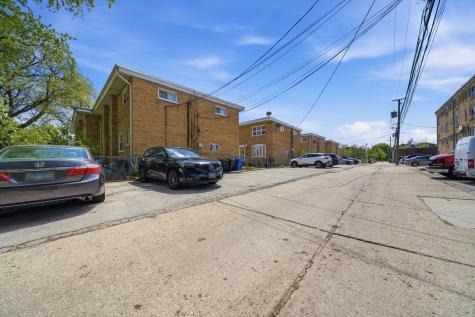 6030 North Winchester Avenue Chicago IL 60660