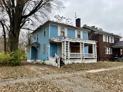 254 West Leafland Avenue Decatur IL 62522